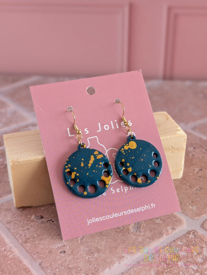 [Multi-Forme dispo] Boucles d’oreilles en Jesmonite et résine – Bleu galaxie et doré
