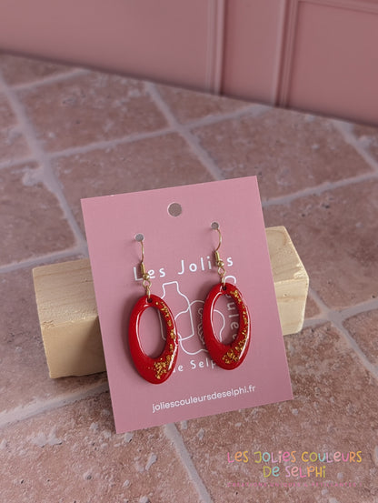 [Multi-Forme dispo] Boucles d’oreilles en Jesmonite et résine – rouge et doré