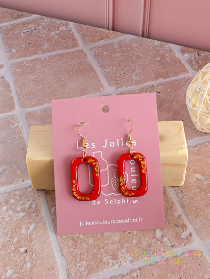 [Multi-Forme dispo] Boucles d’oreilles en Jesmonite et résine – rouge et doré